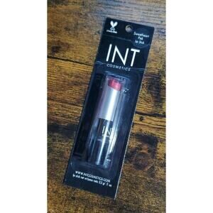 INT Cosmetics Sweetheart Pink Lip Stick